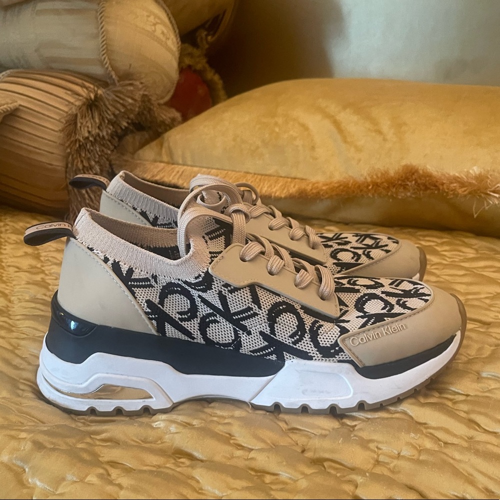 Calvin Klein monogram sneakers CK letter beige black - Picture 3 of 11